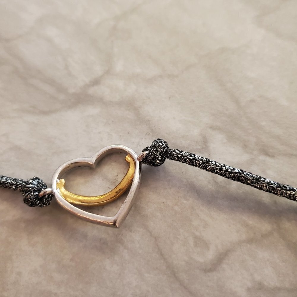 ✨ Juicy Couture Metallic Thread Rhinestones Crystals Pave Puffy Heart Bracelet ✨ - Picture 5 of 7